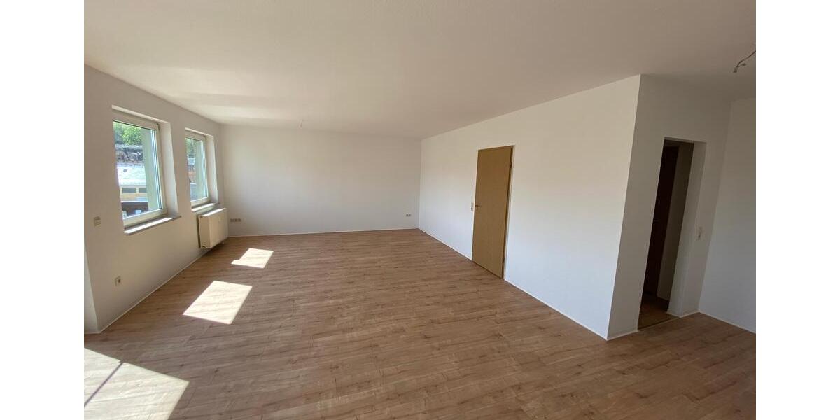 Dachgeschoßwohnung Greiz - 3 Zimmer, 107 m&sup2;, 535&euro; | Angebot:20445192