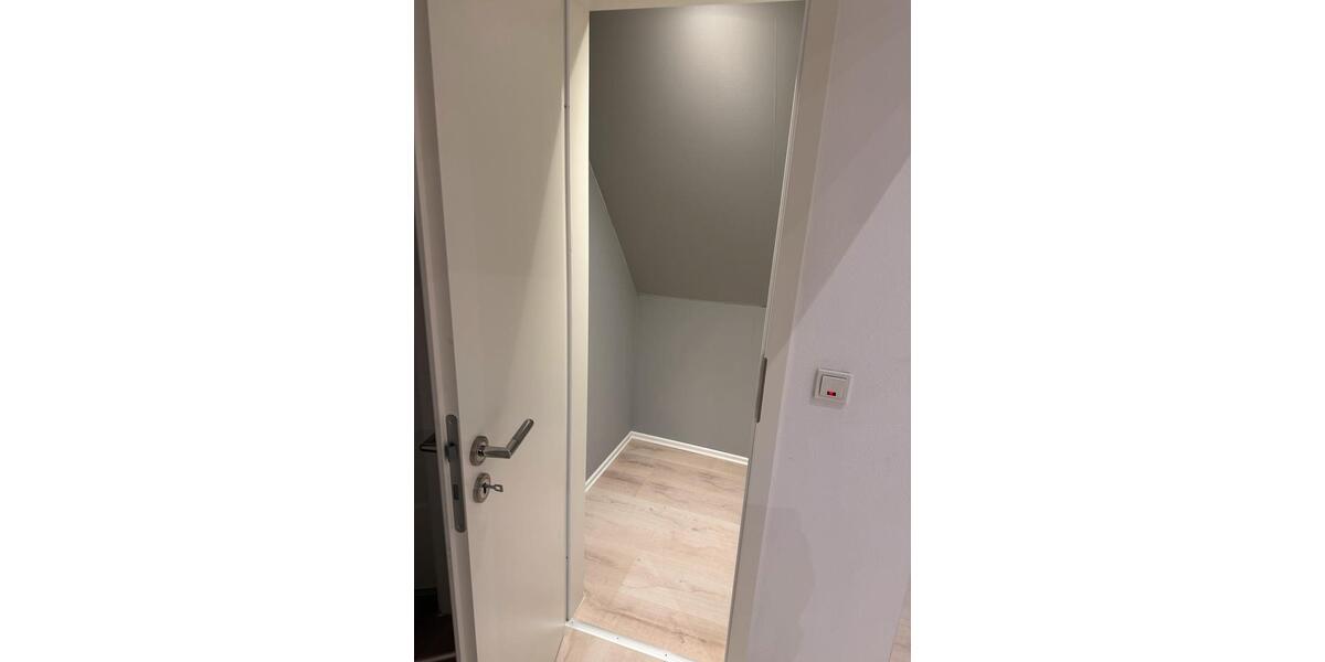 Dachgeschoßwohnung Uder - 3 Zimmer, 85 m&sup2;, 800&euro; | Angebot:24476775