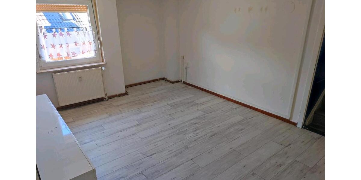 Etagenwohnung Rotenburg an der Fulda - 3 Zimmer, 80 m&sup2;, 700&euro; | Angebot:26644171