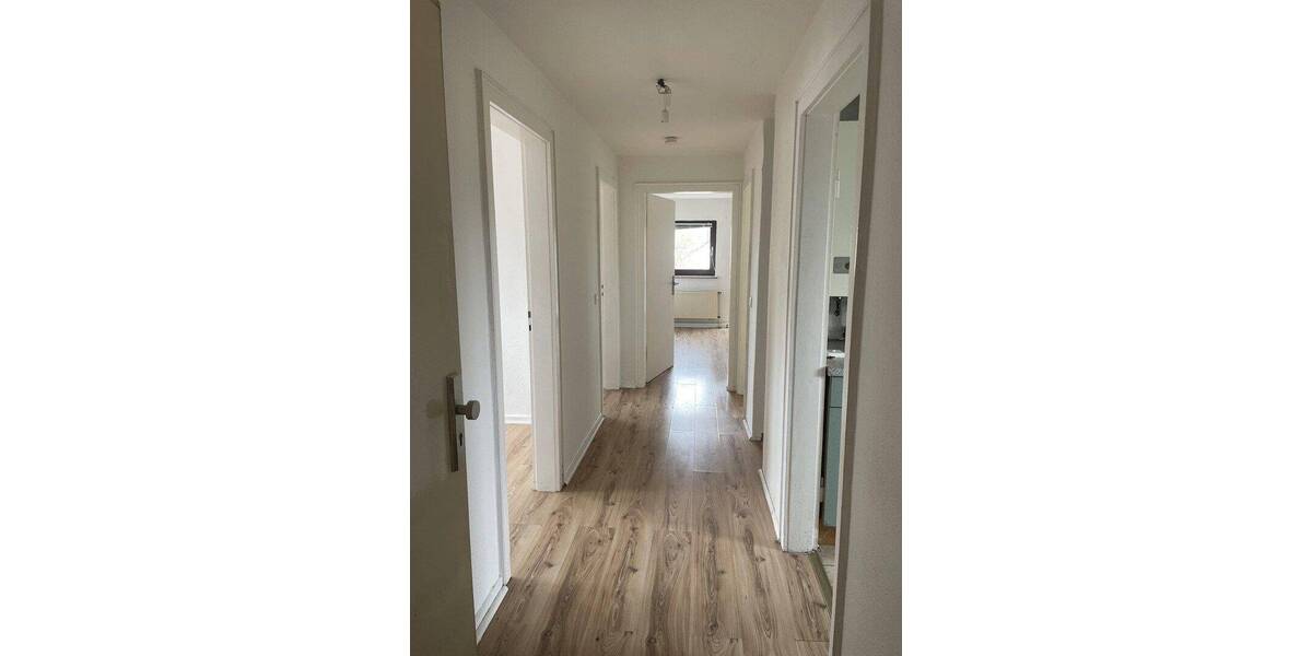 Etagenwohnung Hameln Innenstadt - 2 Zimmer, 65 m&sup2;, 585&euro; | Angebot:26803462