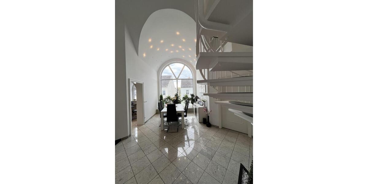 Maisonettenwohnung Bad Liebenwerda - 6 Zimmer, 203 m&sup2;, 2.030&euro; | Angebot:24803157