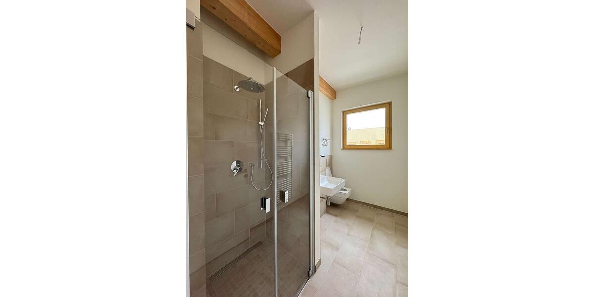 Dachgeschoßwohnung Markkleeberg - 2 Zimmer, 72 m&sup2;, 1.224&euro; | Angebot:24393511