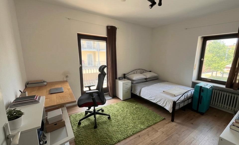 Wohnen auf Zeit Schwandorf - 1 Zimmer, 14 m&sup2;, 490&euro; | Angebot:26443217