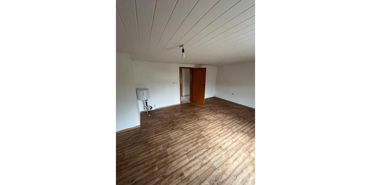 Etagenwohnung Arnstein - 2 Zimmer, 225&euro; | Angebot:21302744