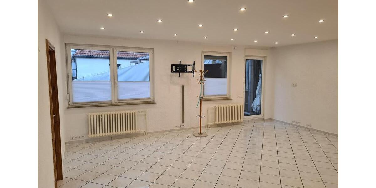 Terrassenwohnung Fellbach Oeffingen - 3 Zimmer, 78 m&sup2;, 1.200&euro; | Angebot:26693194