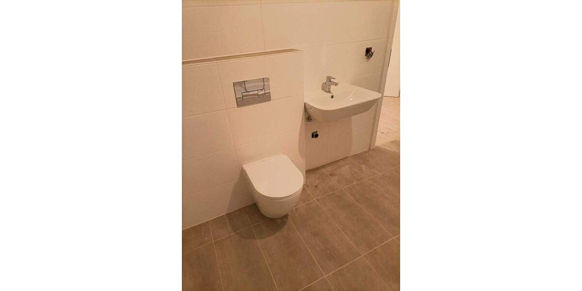 Etagenwohnung Apolda - 3 Zimmer, 75 m&sup2;, 650&euro; | Angebot:24845631