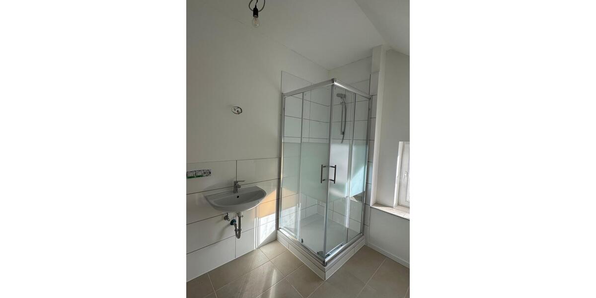 Dachgeschoßwohnung Saarlouis - 2 Zimmer, 76 m&sup2;, 700&euro; | Angebot:26630202