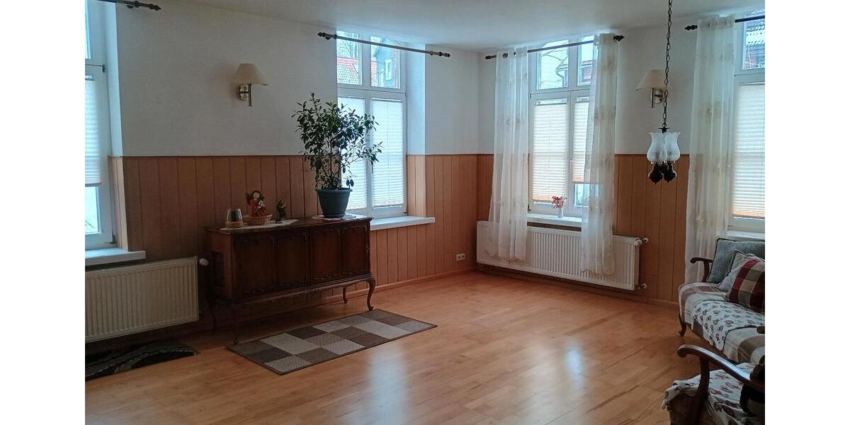 Erdgeschoßwohnung Schleusingen - 2 Zimmer, 70 m&sup2;, 520&euro; | Angebot:24562689