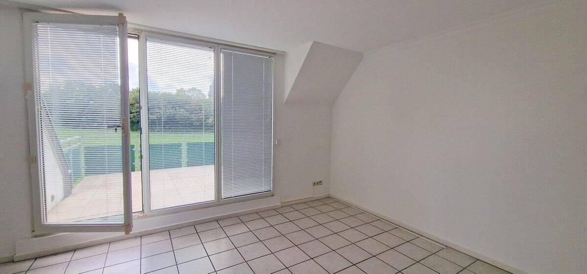 Charmante 2-Zimmer-Wohnung mit EBK und traumhaftem Ausblick in beliebter Lage von Büderich 2 zimmer