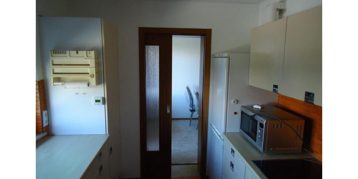 4,5 Zimmer Wohnung möbliert auf Zeitmietvertragsbasis (3 Jahre) 4 zimmer