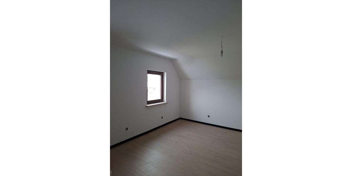 Etagenwohnung Schwallungen - 2 Zimmer, 45 m&sup2;, 350&euro; | Angebot:24719564