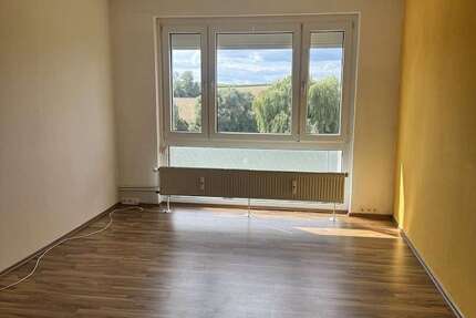 Wohnung Schwedt/Oder OT Berkholz-Meyenburg Meyenburg - 2 Zimmer, 52 m&sup2;, 350&euro; | Angebot:26093080