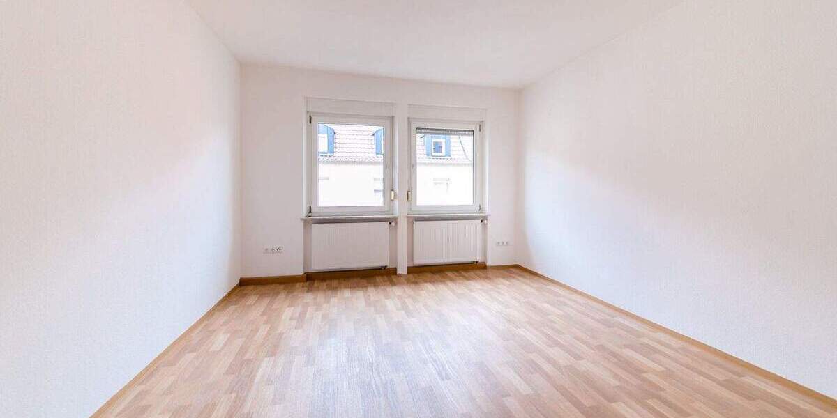 Etagenwohnung Schweinfurt Innenstadt - 2 Zimmer, 61 m&sup2;, 420&euro; | Angebot:25669911