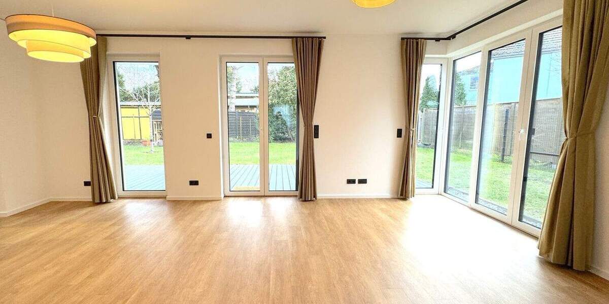Etagenwohnung Berlin / Mahlsdorf Mahlsdorf - 3 Zimmer, 104 m&sup2;, 1.900&euro; | Angebot:26162032