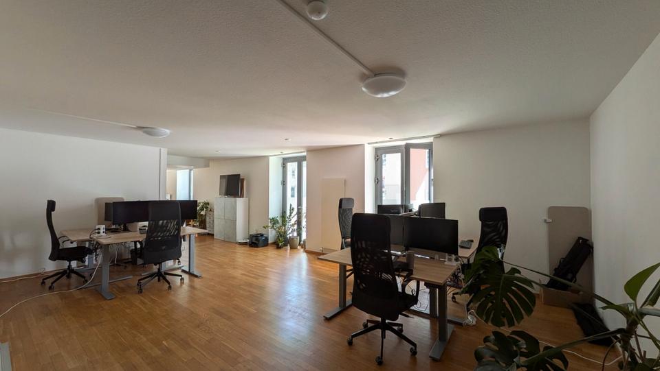 Gewerbeobjekt Freiburg im Breisgau Brühl - 2.750&euro; | Angebot:26355930