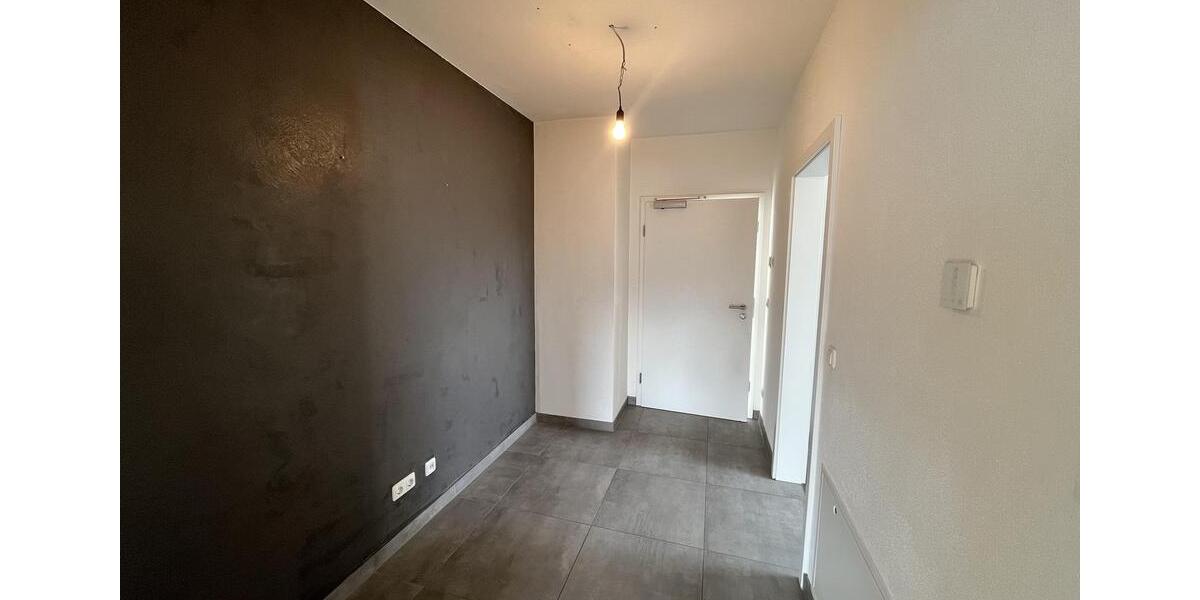 Dachgeschoßwohnung Forstinning - 2.5 Zimmer, 75 m&sup2;, 1.380&euro; | Angebot:24725387