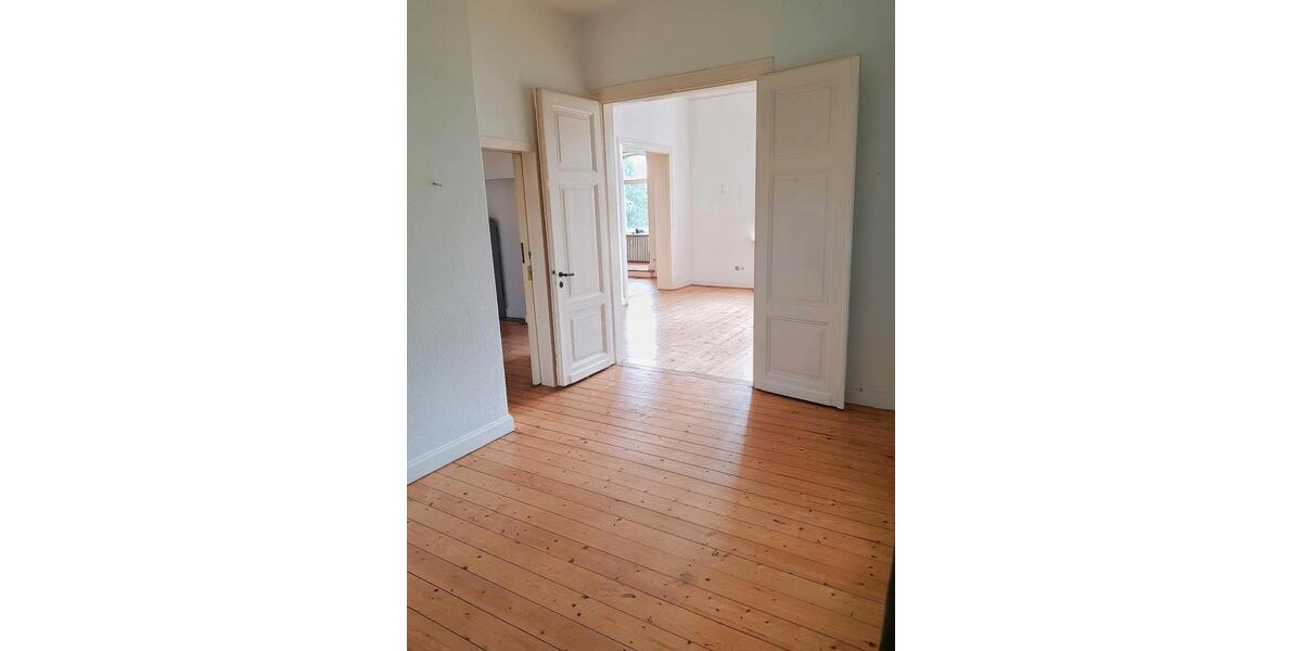 Hochparterre Detmold Hiddesen - 3 Zimmer, 96 m&sup2;, 730&euro; | Angebot:26697846