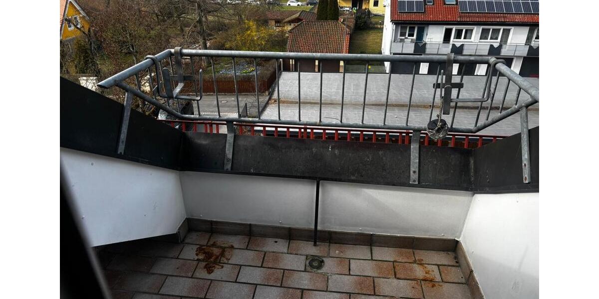 Etagenwohnung Kemnath - 3 Zimmer, 94 m&sup2;, 1.000&euro; | Angebot:26216415