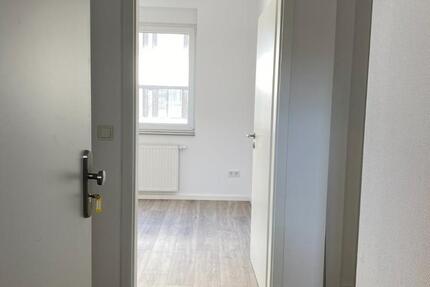 ERSTBEZUG. Lichtdurchflutete 4 ZKB 4 zimmer