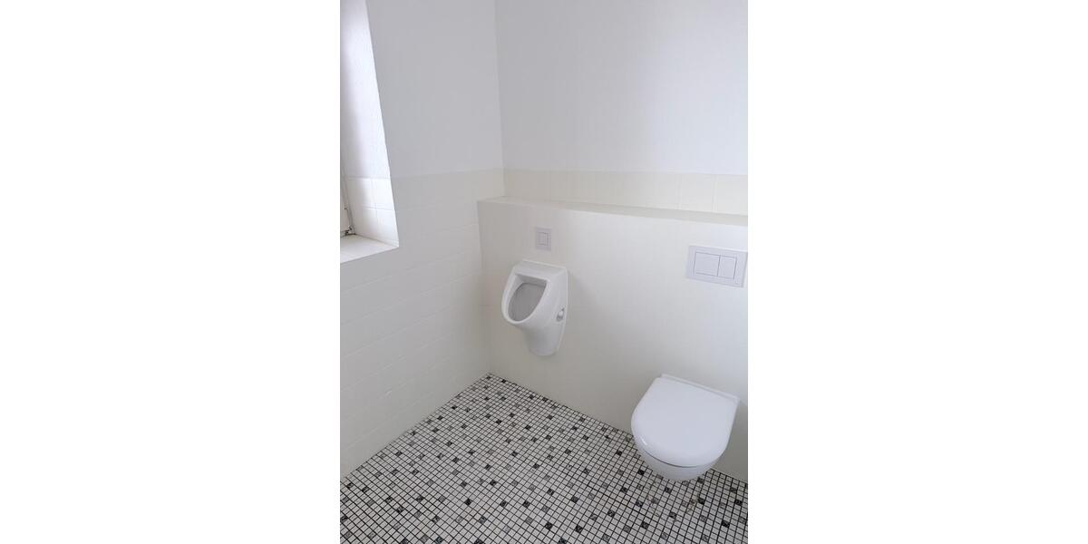 Einfamilienhaus Niebüll - 6 Zimmer, 331 m&sup2;, 1.900&euro; | Angebot:26578934