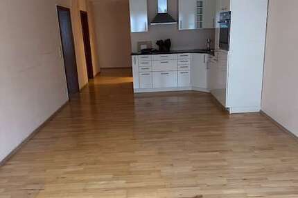 Wohnung zum Mieten in Stuttgart 1.150 € 97 m² 4 zimmer