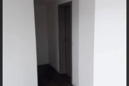 Wohnung Bad Urach - 3 Zimmer, 80 m&sup2;, 900&euro; | Angebot:24853380