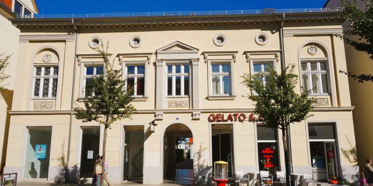 Einzelhandel in Neustrelitz 880 € 69.15 m² zimmer