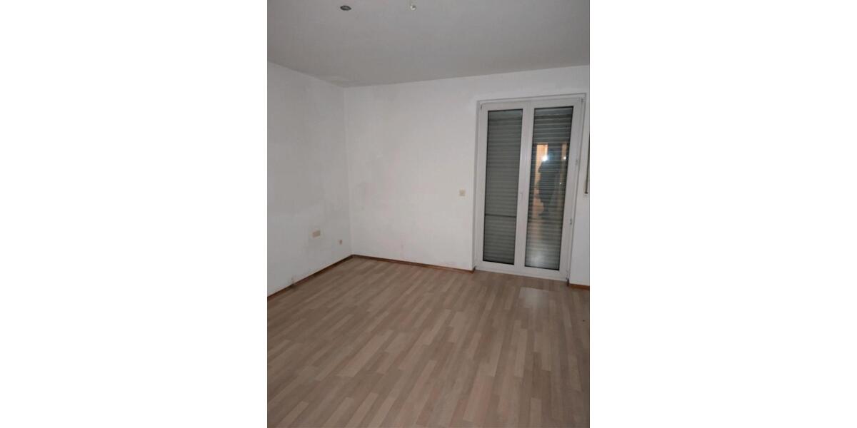 Etagenwohnung Nordendorf - 5 Zimmer, 109 m&sup2;, 1.250&euro; | Angebot:26706086