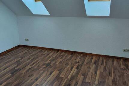 Zimmer Sandersdorf-Brehna Brehna - 2 Zimmer, 46 m&sup2;, 322&euro; | Angebot:26065308