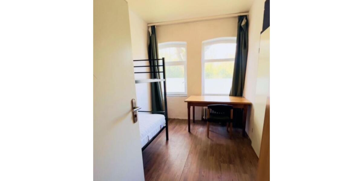 Wohnen auf Zeit Kamp-Lintfort Lintfort - 20 Zimmer, 1.000 m&sup2;, 430&euro; | Angebot:25833663