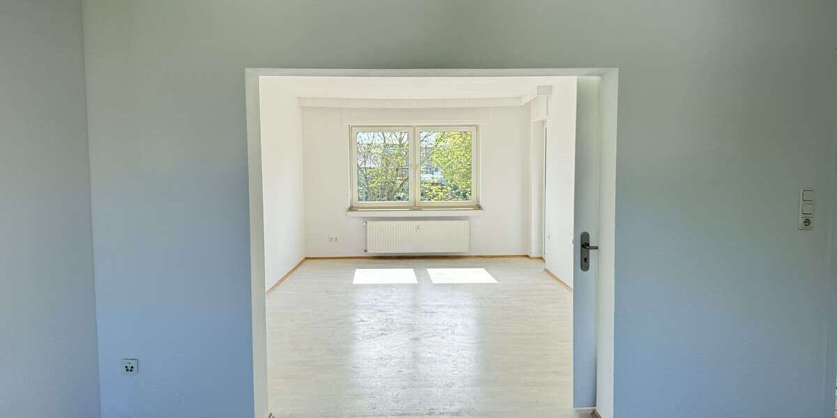 Etagenwohnung Eschweiler - 3 Zimmer, 85 m&sup2;, 860&euro; | Angebot:26840446