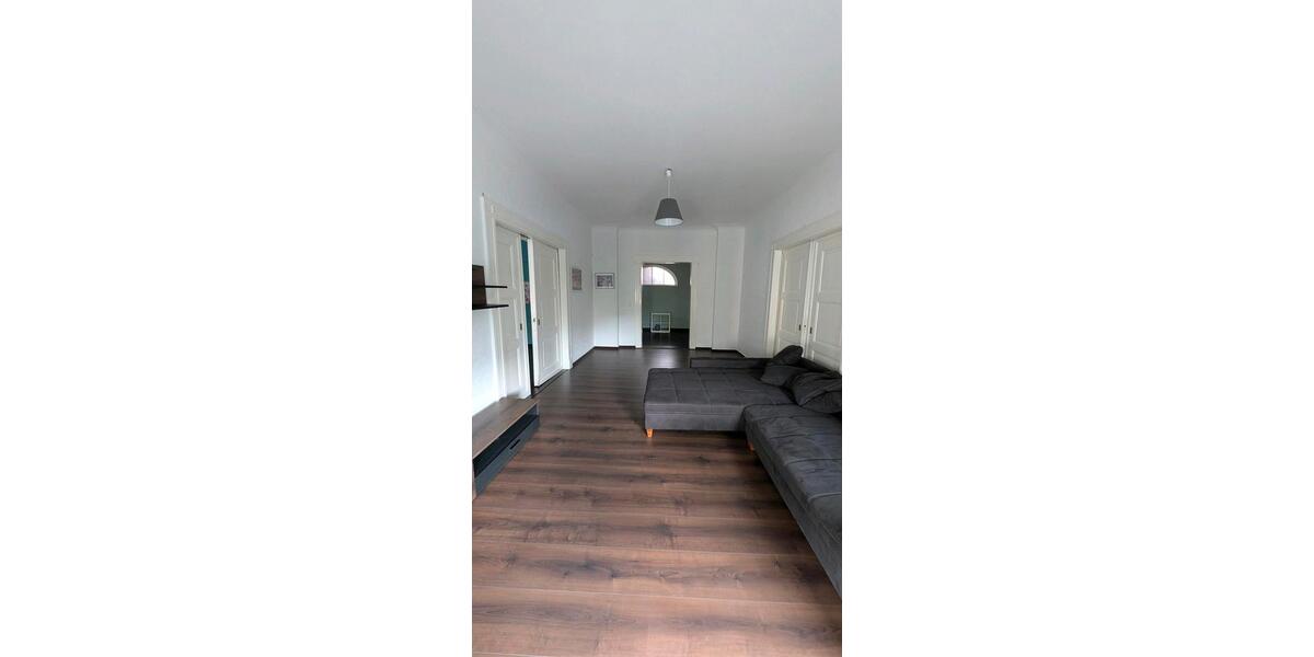 Etagenwohnung Hof Altstadt - 3 Zimmer, 120 m&sup2;, 1.100&euro; | Angebot:26636863
