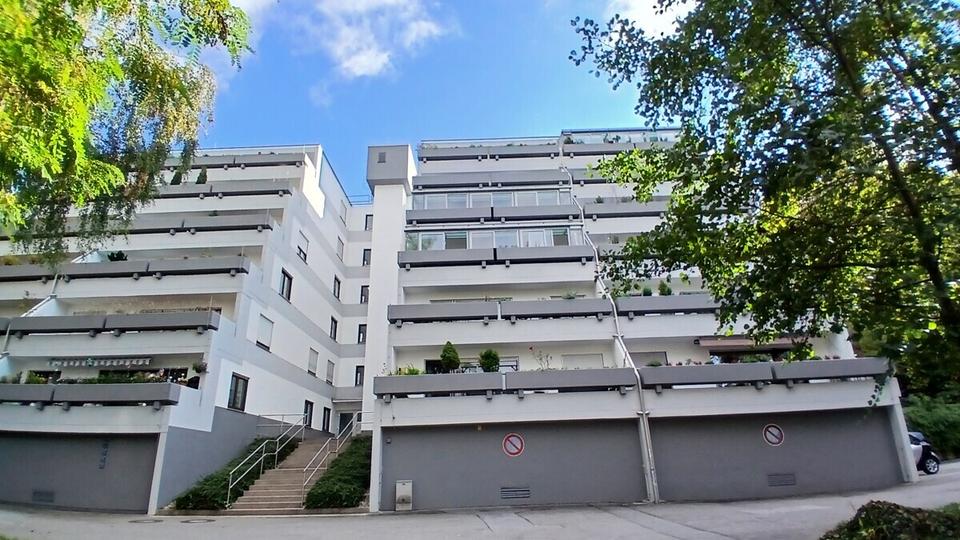 Etagenwohnung Deggendorf - 4 Zimmer, 87 m&sup2;, 1.000&euro; | Angebot:26056574