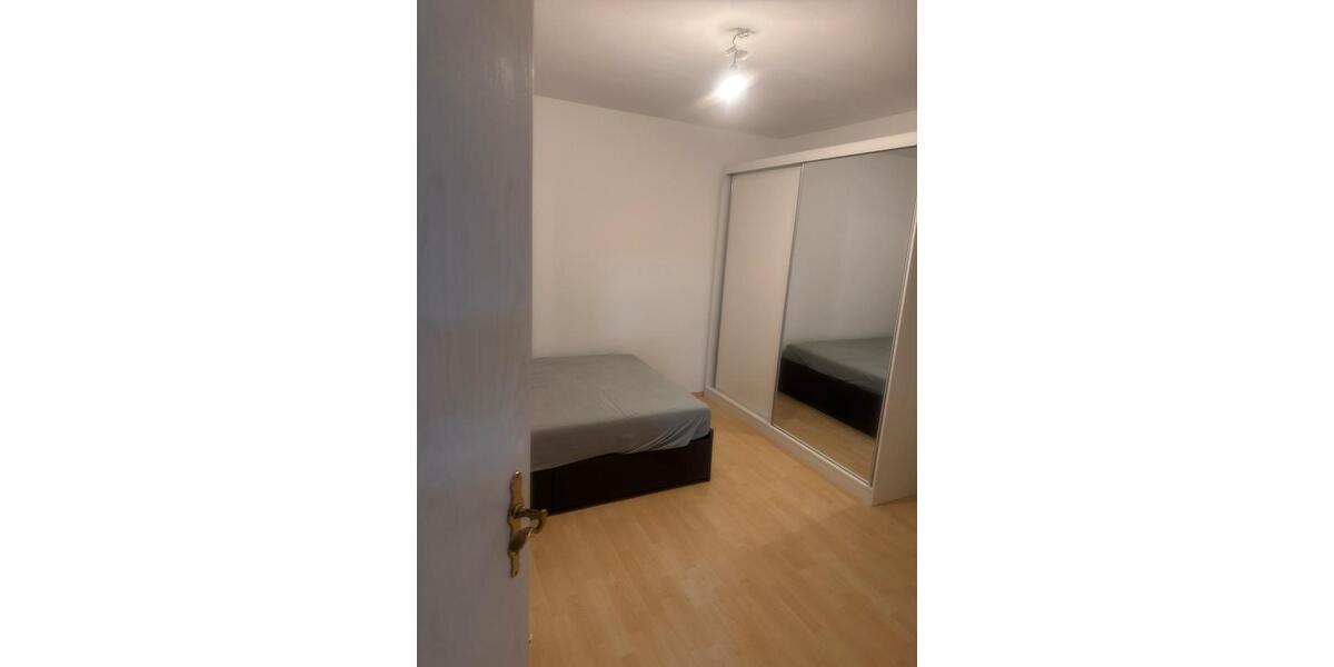 Wohnen auf Zeit Bubenreuth - 1 Zimmer, 28 m&sup2;, 400&euro; | Angebot:24834565