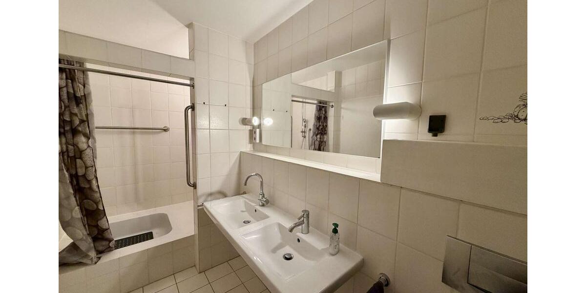 Geräumige Wohnung im Erdgeschoss und Souterrain mit eigenem Garten in Top-Lage von Telgte 3 zimmer