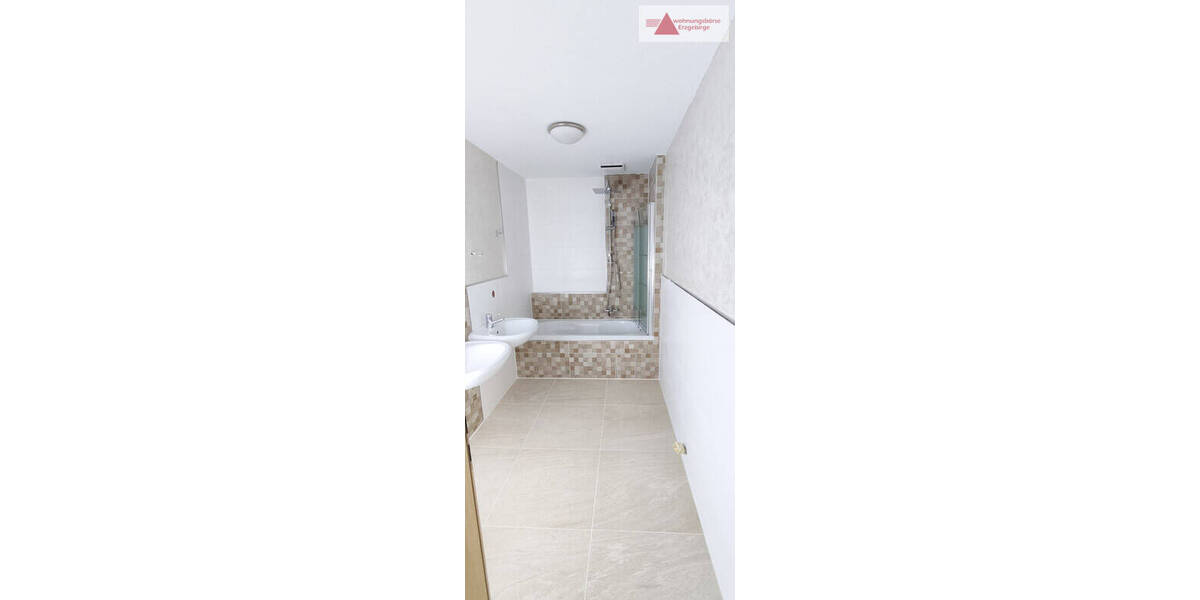 Etagenwohnung Geyer - 4 Zimmer, 92 m&sup2;, 520&euro; | Angebot:26377316