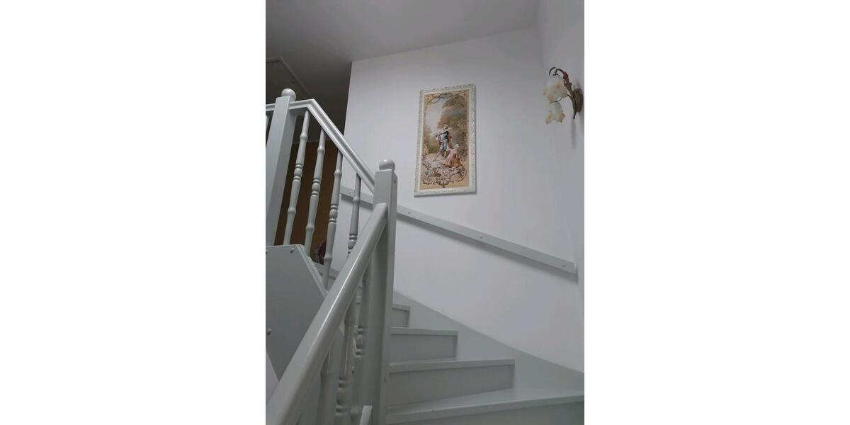 Etagenwohnung Dornstadt - 6 Zimmer, 136 m&sup2;, 1.500&euro; | Angebot:26035395