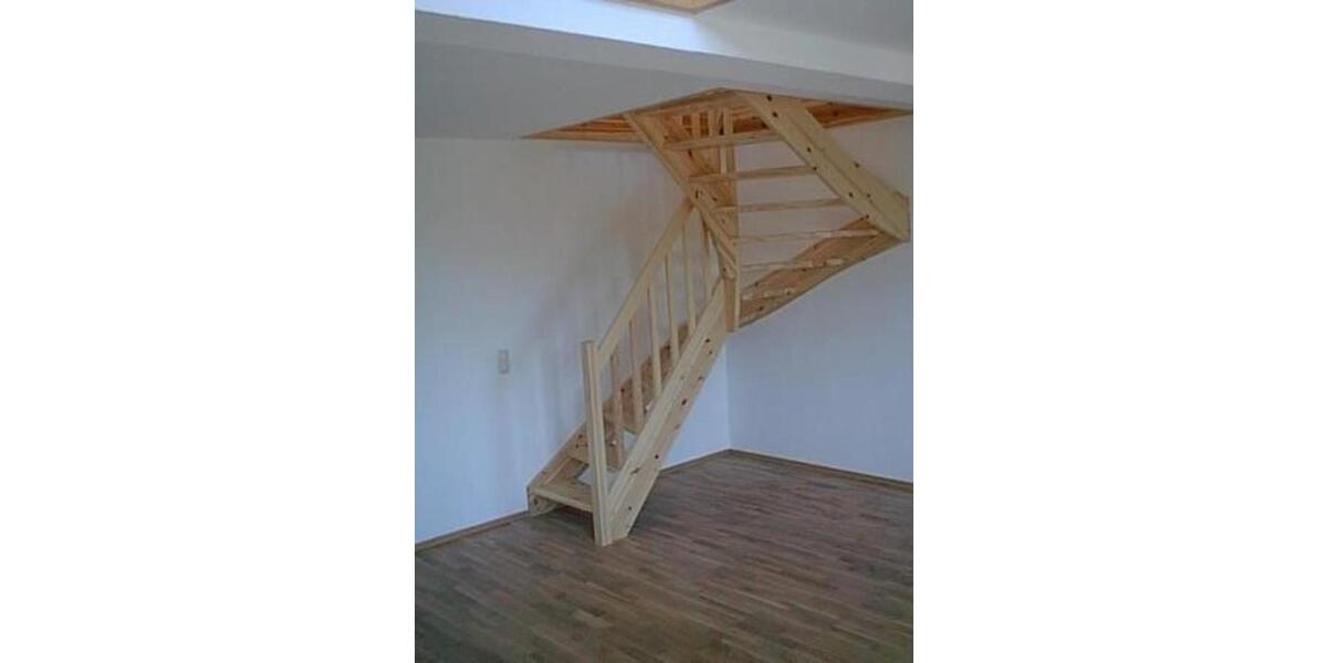 Dachgeschoßwohnung Apolda - 4 Zimmer, 900&euro; | Angebot:20274882