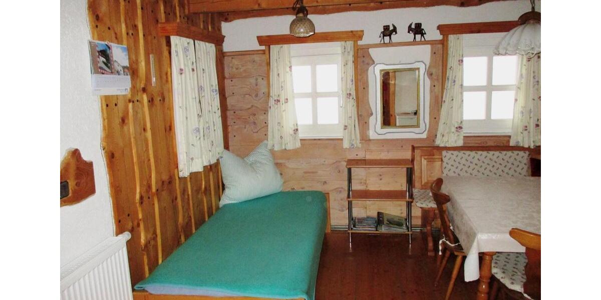 Wohnen auf Zeit Augsburg Innenstadt - 3 Zimmer, 28 m&sup2;, 50&euro; | Angebot:16969215