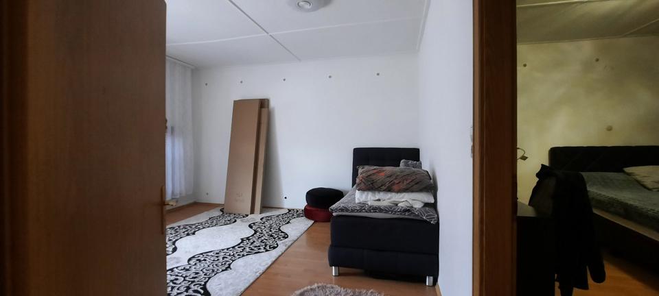 Etagenwohnung Hilzingen - 4 Zimmer, 108 m&sup2;, 900&euro; | Angebot:24753264