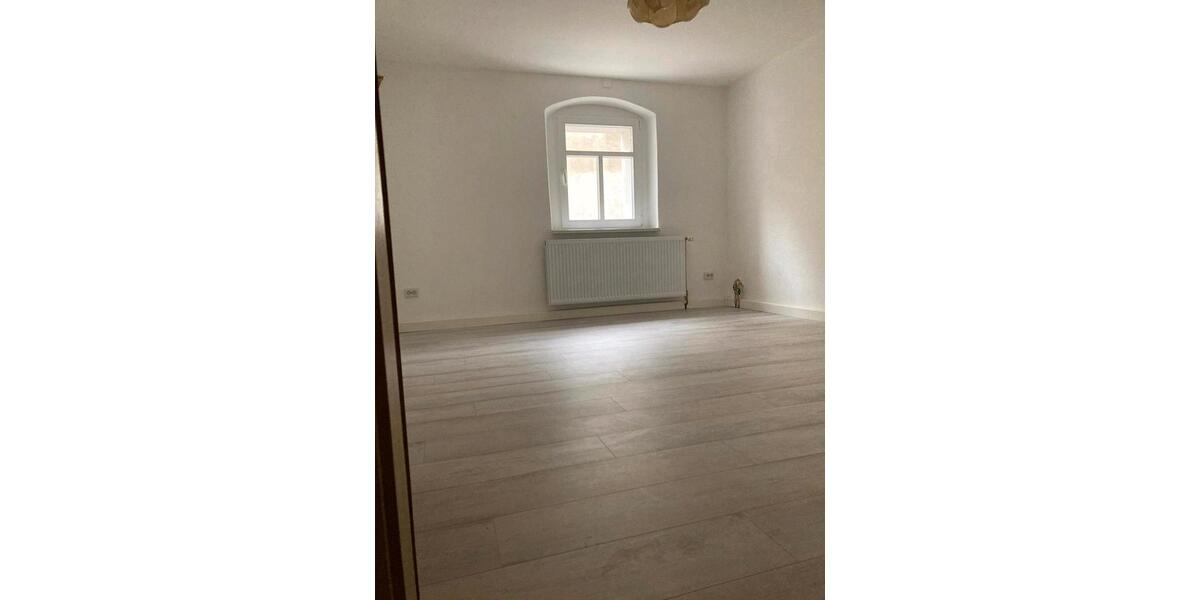 Erdgeschoßwohnung Olbernhau - 3 Zimmer, 100 m&sup2;, 700&euro; | Angebot:24559363