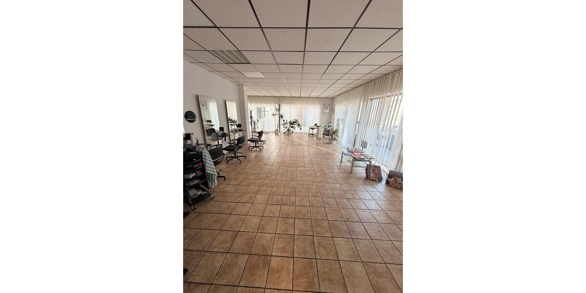 Gewerbeobjekt Nordenham - 600&euro; | Angebot:25994472