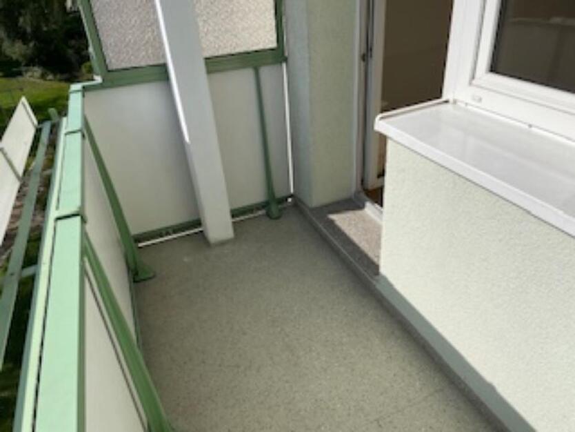 3-Zimmer Wohnung Badewanne, Balkon, WG, Medizinstudenten, 500€