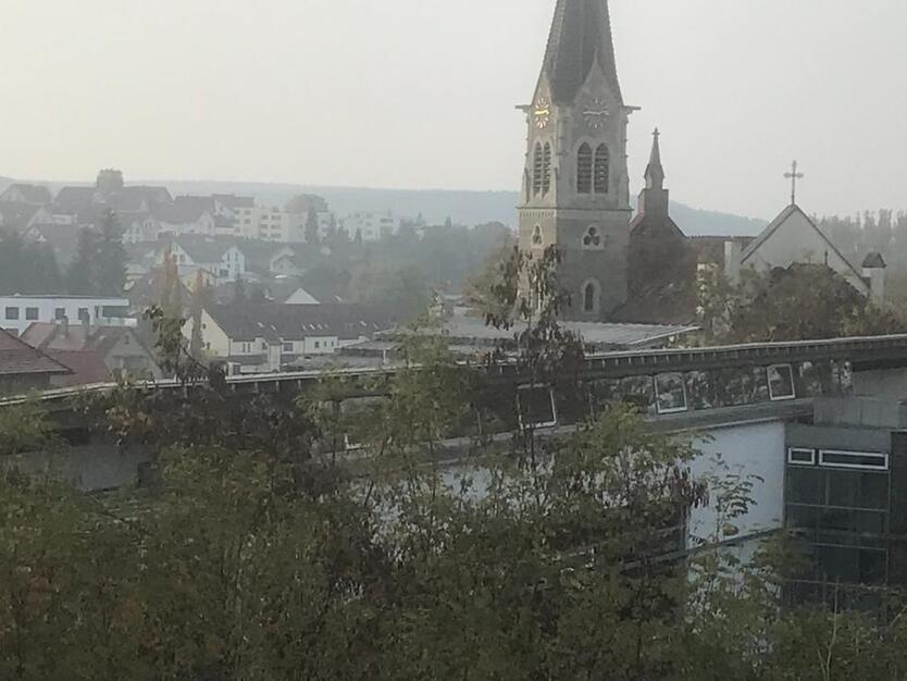 3 - Zimmer - Wohnung mit imposanten Ausblick über die Stadt
