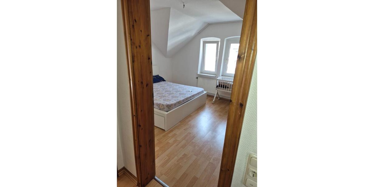 Dachgeschoßwohnung Altena - 2 Zimmer, 70 m&sup2;, 500&euro; | Angebot:26166759