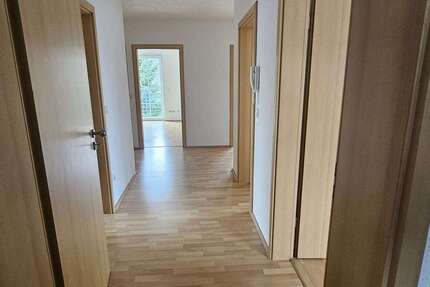 Wohnung Hasselroth - 3.5 Zimmer, 110 m&sup2;, 1.150&euro; | Angebot:26994612