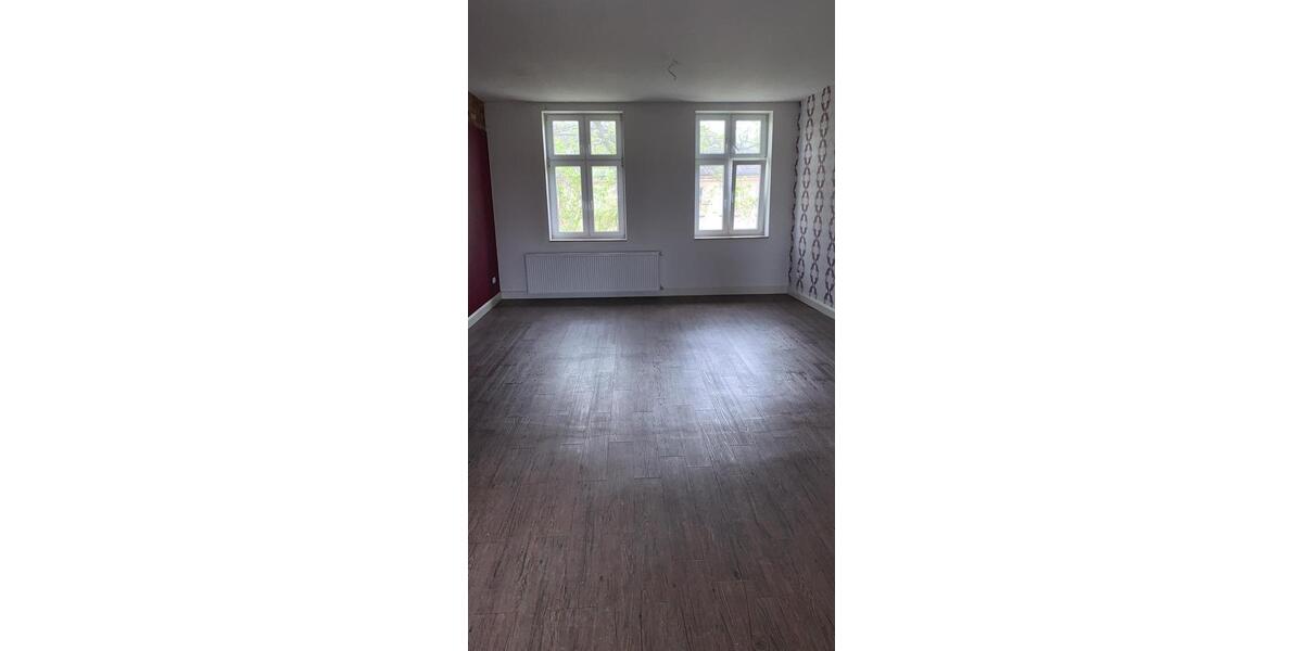 Etagenwohnung Frankfurt (Oder) Booßen - 5 Zimmer, 167 m&sup2;, 1.199&euro; | Angebot:24455306
