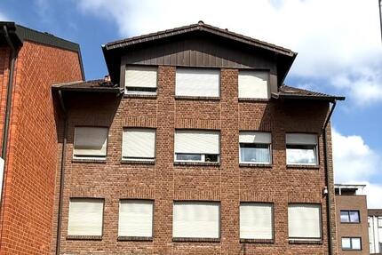 Erste eigene Bude oder Traumpaar-Nest? Schicke Dachgeschosswohnung mit gr. Balkon, BM-City – jetzt frei! 2 zimmer