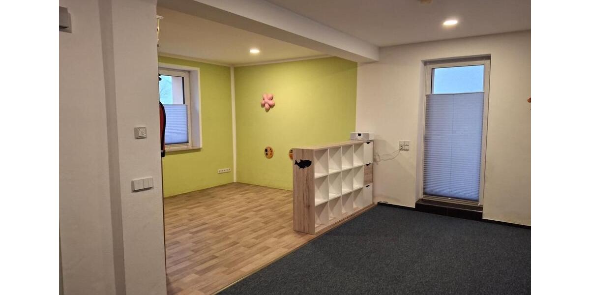 Erdgeschoßwohnung Freiberg - 2 Zimmer, 66 m&sup2;, 365&euro; | Angebot:24850103