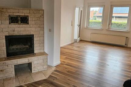 Wohnung Hettstedt - 3 Zimmer, 100 m&sup2;, 900&euro; | Angebot:27627815